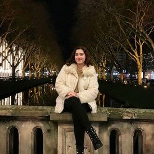 Meet your Posher, Bruce